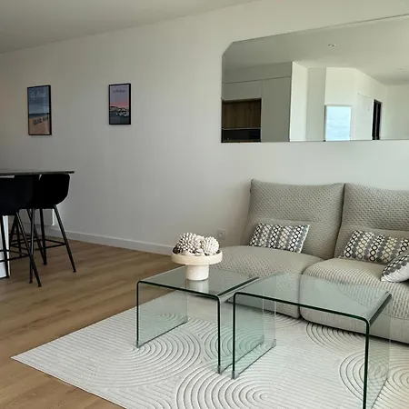 Vue 45m2 Avec Grande Terrasse 20m2