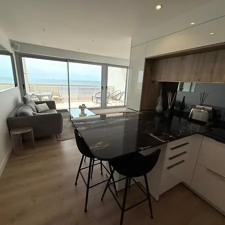 Apartment Vue 45m2 Avec Grande Terrasse 20m2 *