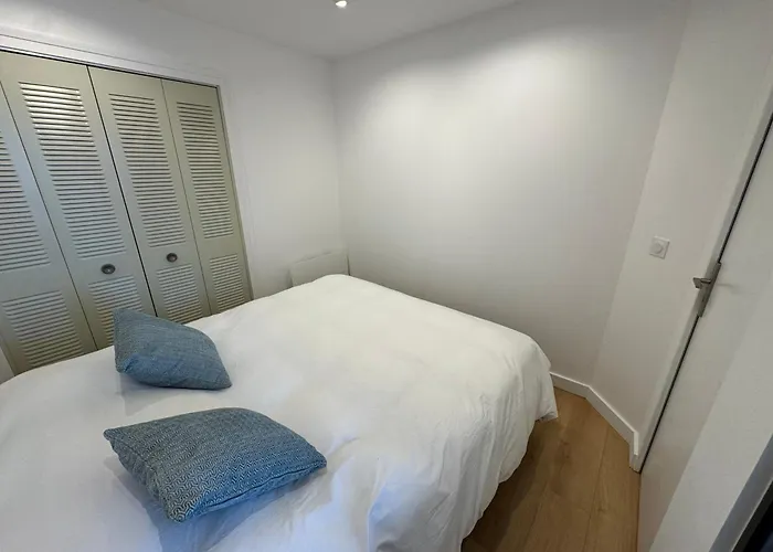 Apartment Vue 45m2 Avec Grande Terrasse 20m2 *